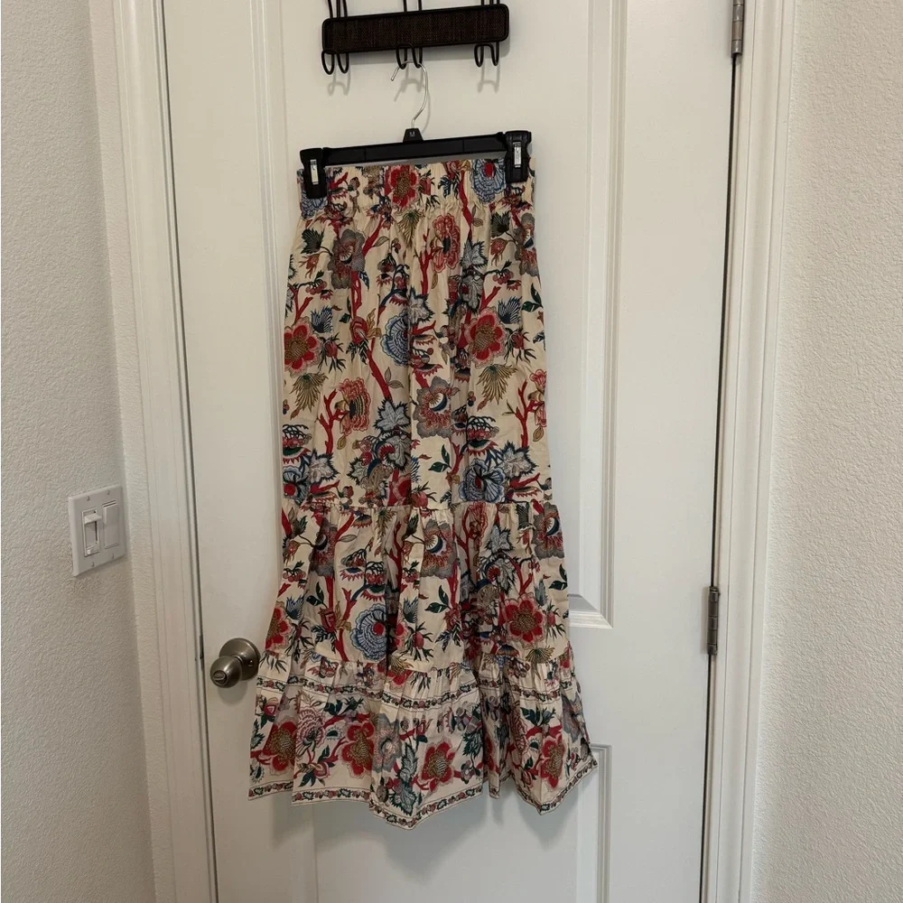 NWOT Cara Cara Chase Skirt Cream Turtle love baroque